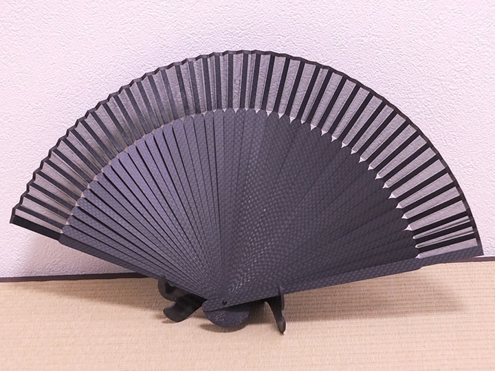 カーボン扇子